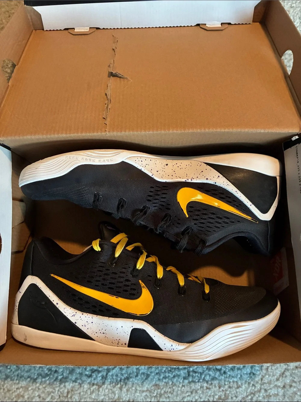 Nike Kobe 9 Protro “University Gold”